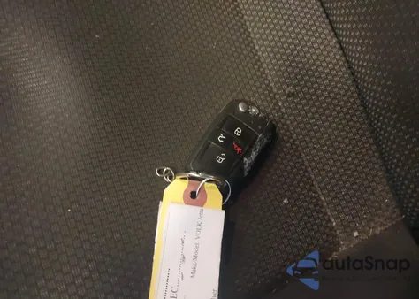 2019 Volkswagen Jetta 1.4T R-Line/1.4T S/1.4T Se из США, поврежденный, VIN 3VWC57BU7KM074228